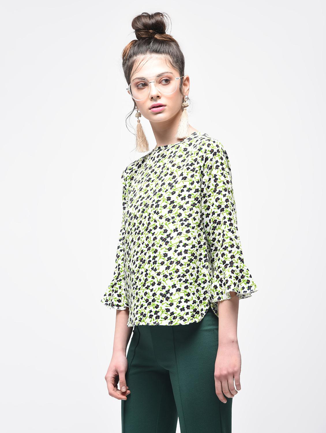 Floral flared sleeved top - 15857052 - Zoom Image - 1
