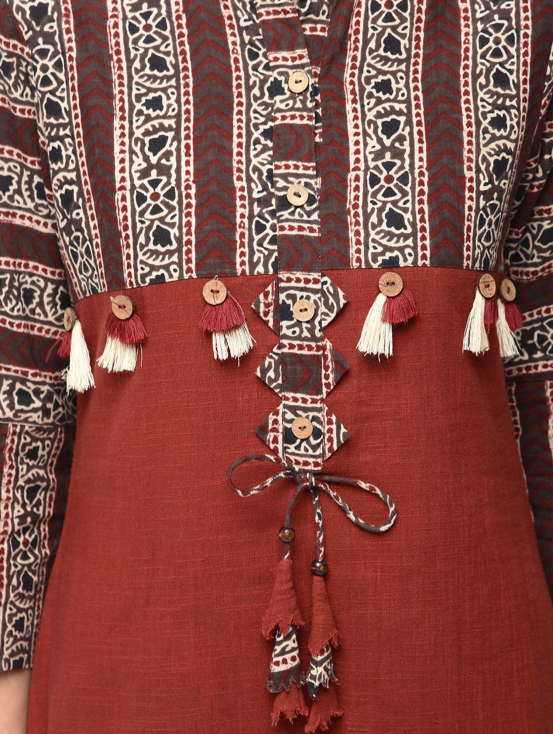 printed straight kurta with tassels - 15858494 - Zoom Image - 5