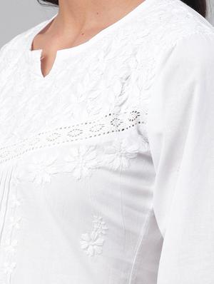 ada hand-embroidered white cotton chikankari straight kurta - 15858684 - Standard Image - 5