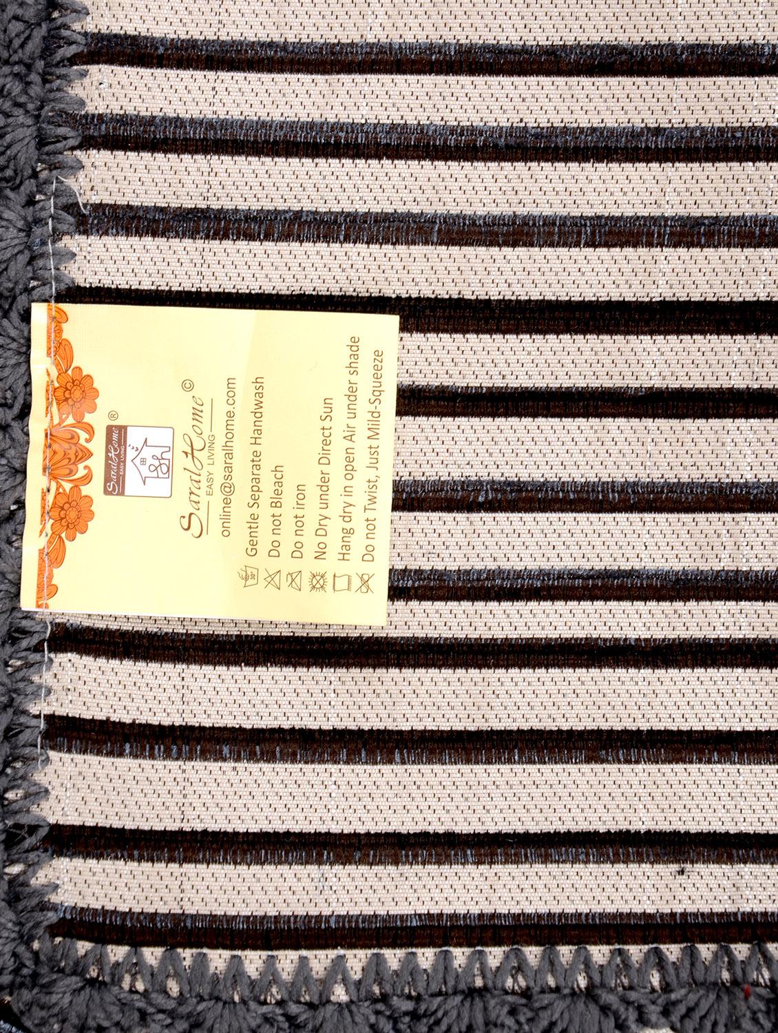 saral home soft decorative viscose chenille throw- 140x210 cm, grey - 15862045 - Zoom Image - 5