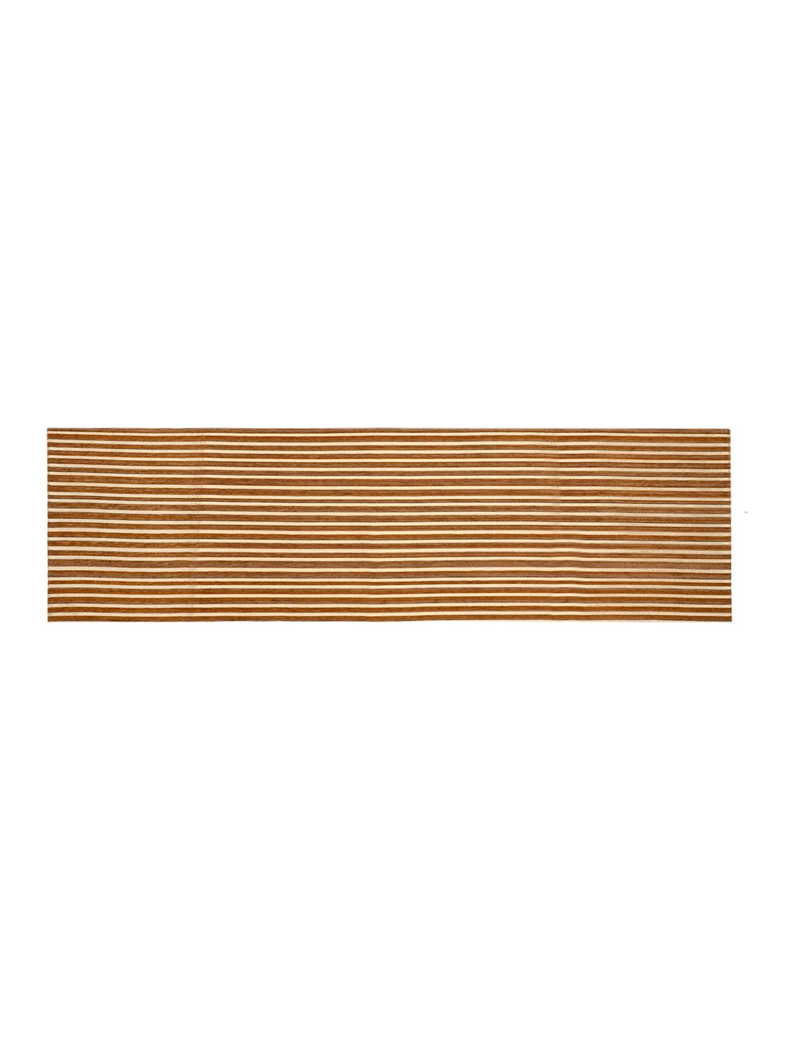saral home unique quality viscose dining table kitchen placemats, 6 mat -33x45cm, 1 runner 33x120 cm (set of 7) - 15862231 - Zoom Image - 5
