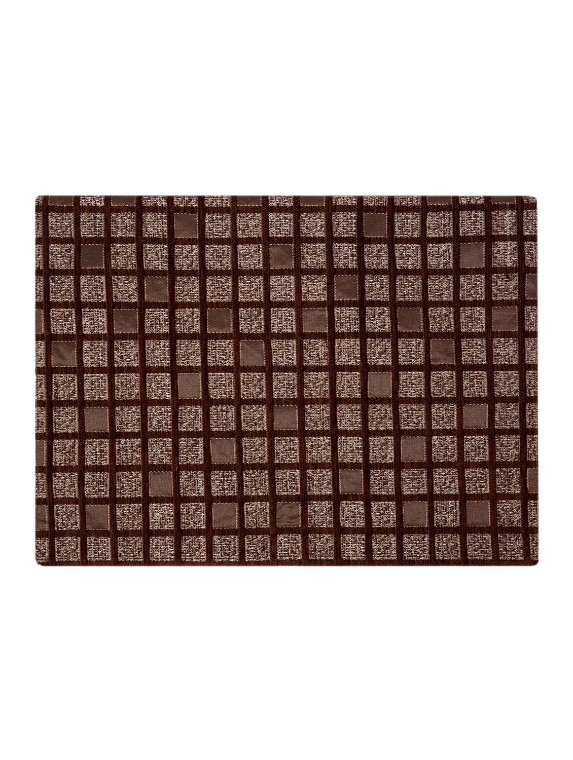 saral home unique quality viscose dining table kitchen placemats, 6 mat -33x45cm, 1 runner 33x120 cm (set of 7) - 15862236 - Zoom Image - 4