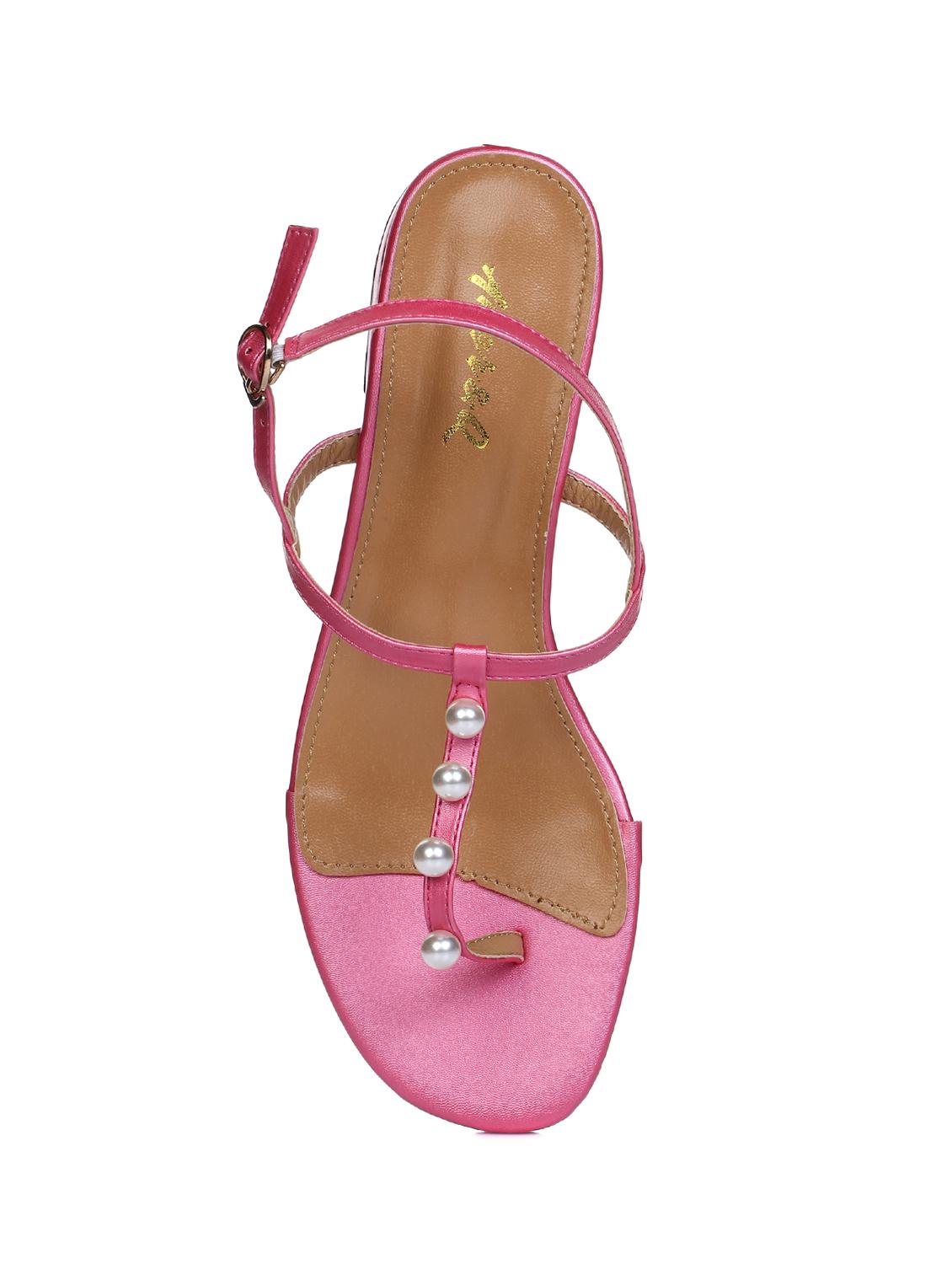 pink t-strap sandals - 15881126 - Zoom Image - 4