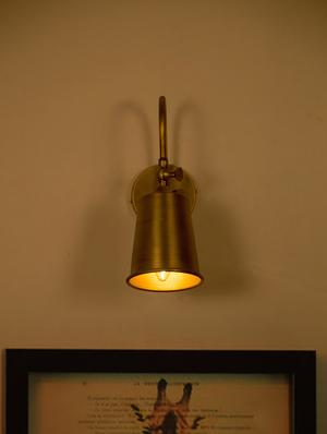 small vintage matte gold swivel wall sconce - 15882736 - Standard Image - 2