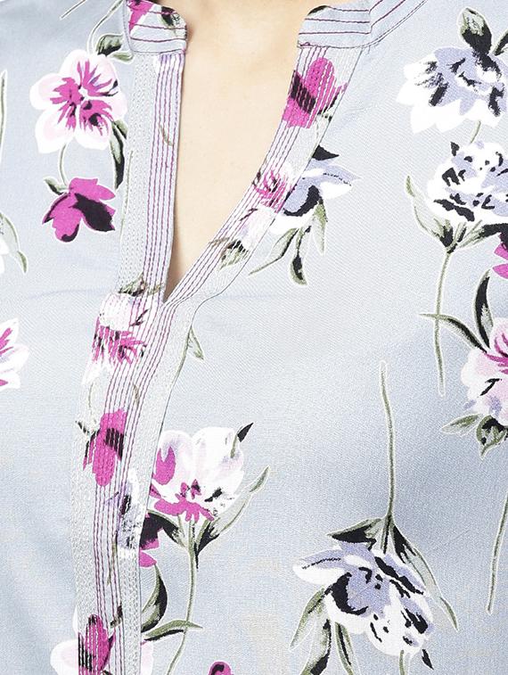 floral printed straight kurta - 15888729 - Zoom Image - 4