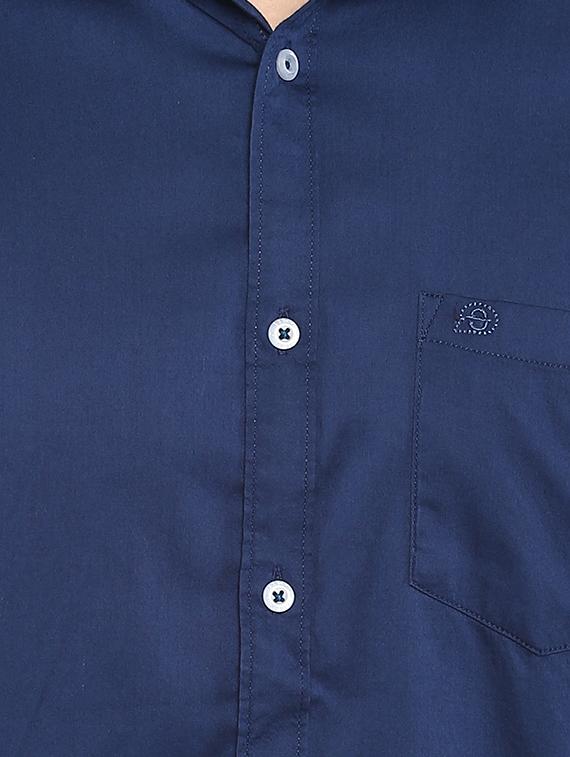 blue solid casual shirt - 15888925 - Zoom Image - 5