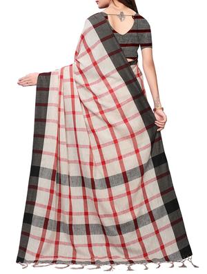 checkered handloom saree with blouse - 15897148 - Standard Image - 2
