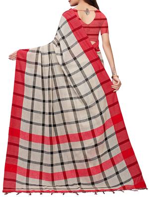 checkered handloom saree with blouse - 15897149 - Standard Image - 2
