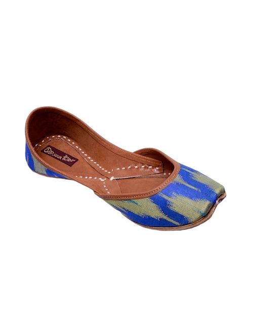 blue slip on jutis - 15897344 - Very Small Image - 1