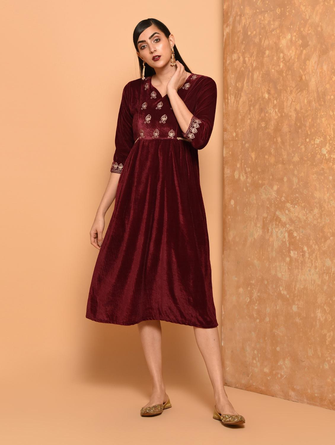 embroidered velvet a-line dress - 15906530 - Zoom Image - 1