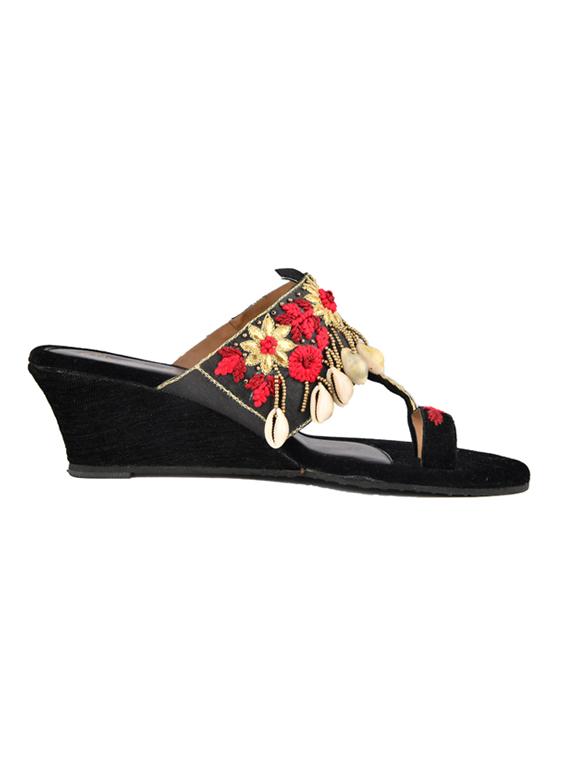 black one toe wedges - 15910328 - Zoom Image - 2