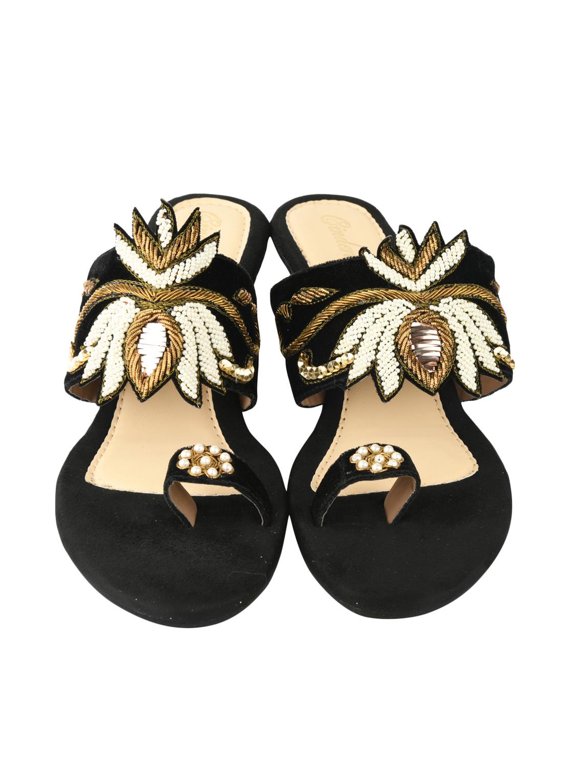 black one toe wedges - 15910942 - Zoom Image - 4