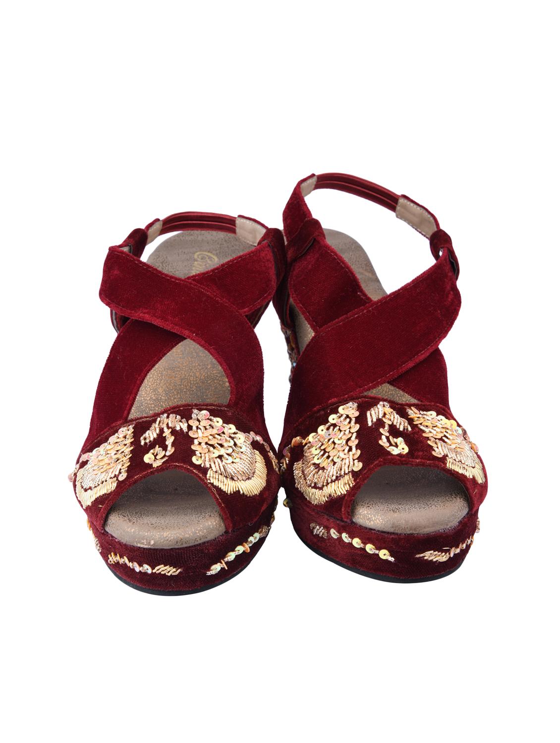 maroon back strap wedges - 15910947 - Zoom Image - 4