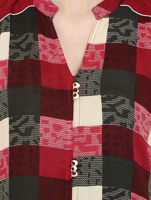 checkered button detail top - 15910971 - Standard Image - 5