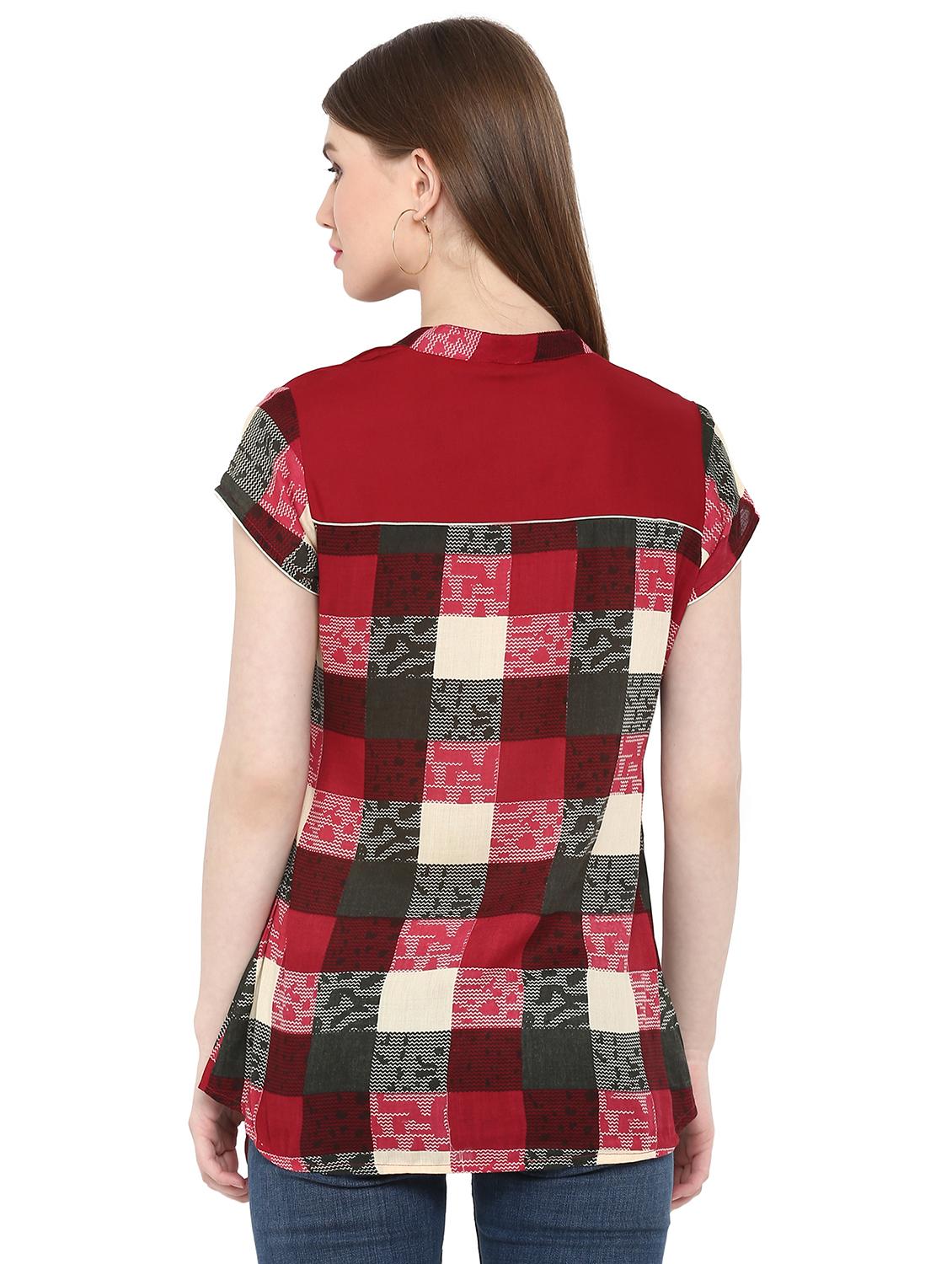 checkered button detail top - 15910971 - Zoom Image - 3