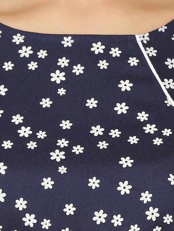 a-line printed dress - 15918153 - Zoom Image - 4