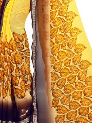 lace border placement printed saree with blouse - 15919254 - Standard Image - 2