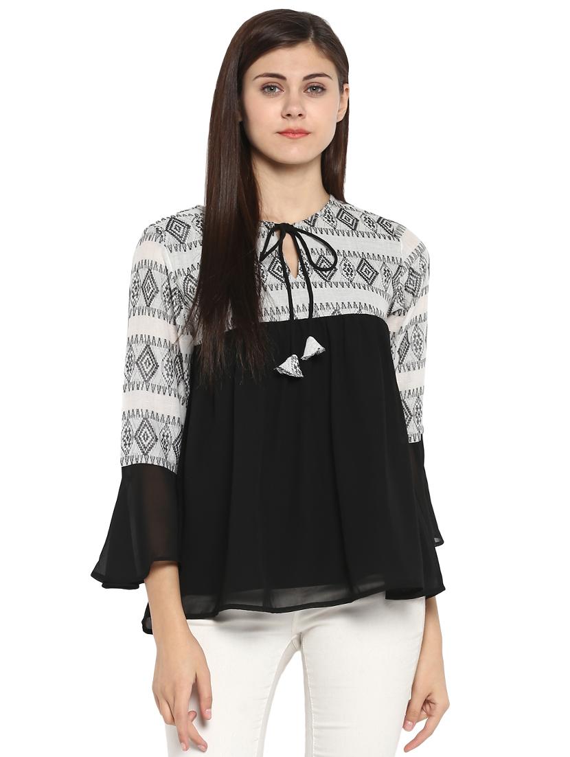 tassel tie-up bell sleeved top - 15919563 - Zoom Image - 1
