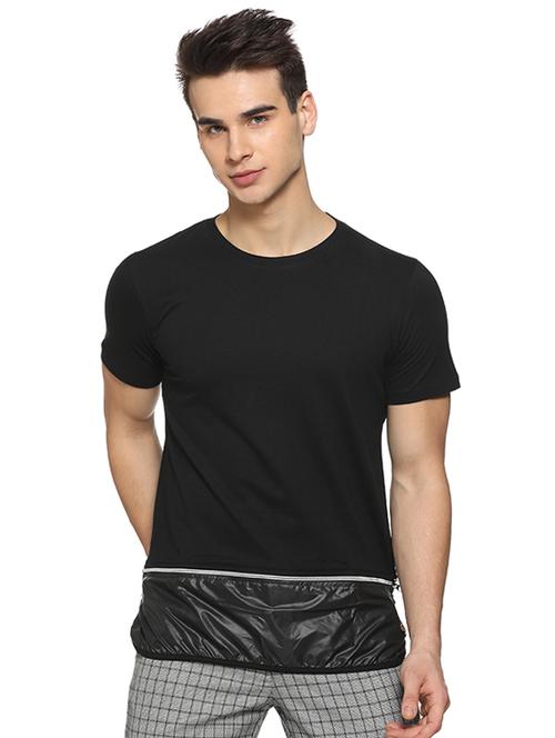 black cut & sew t-shirt - 15919690 - Standard Image - 1