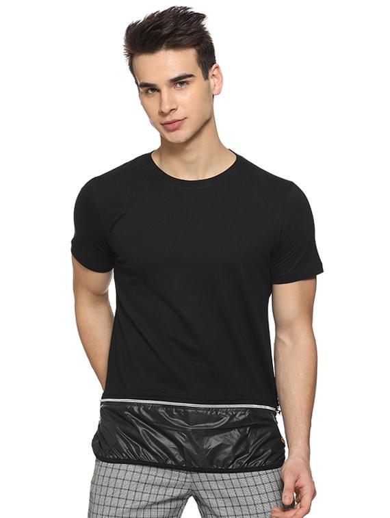 black cut & sew t-shirt - 15919690 - Zoom Image - 1