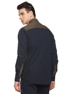 navy blue color block casual shirt - 15919694 - Standard Image - 3