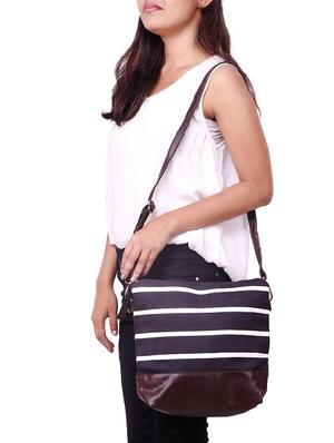 black canvas printed sling bag - 15920755 - Standard Image - 5