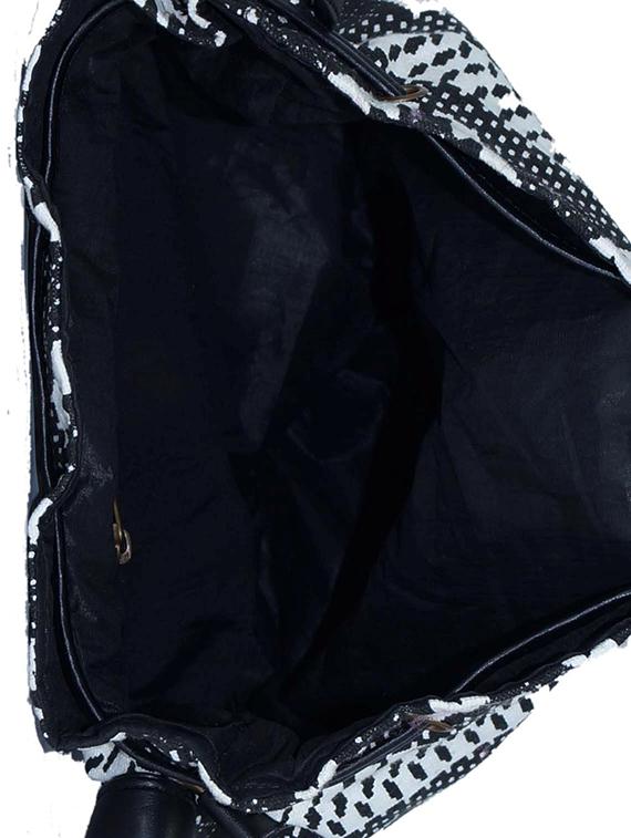 black canvas printed sling bag - 15920775 - Zoom Image - 3