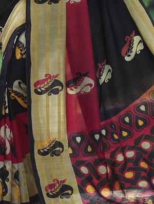 paisley printed black saree with blouse - 15921546 - Standard Image - 2