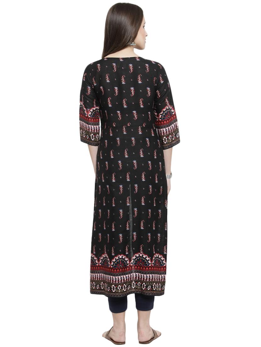 high slit printed kurta - 15924301 - Zoom Image - 3