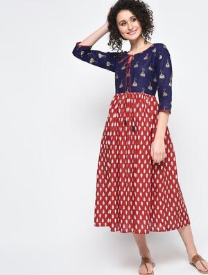 flared printed dress - 15925477 - Standard Image - 2