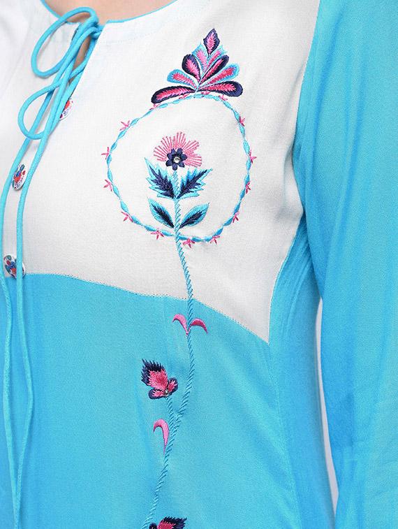 embroidered kurta with palazzo set - 15926925 - Zoom Image - 4
