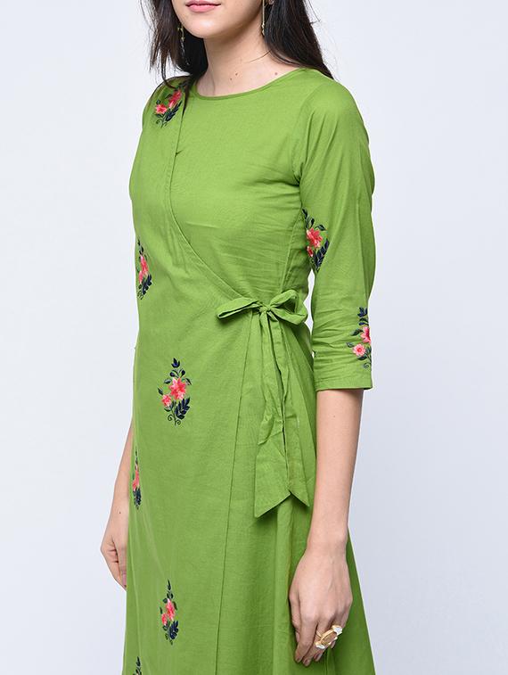 embroidered side knot kurta with palazzo set - 15926965 - Zoom Image - 3