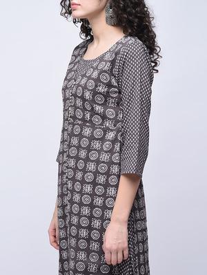 printed layered kurta with palazzo set - 15926995 - Standard Image - 4