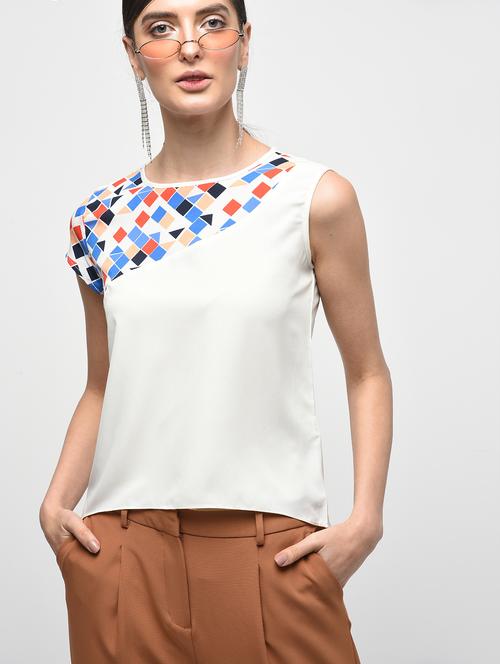 geometric panel detail top - 15928100 - Standard Image - 1