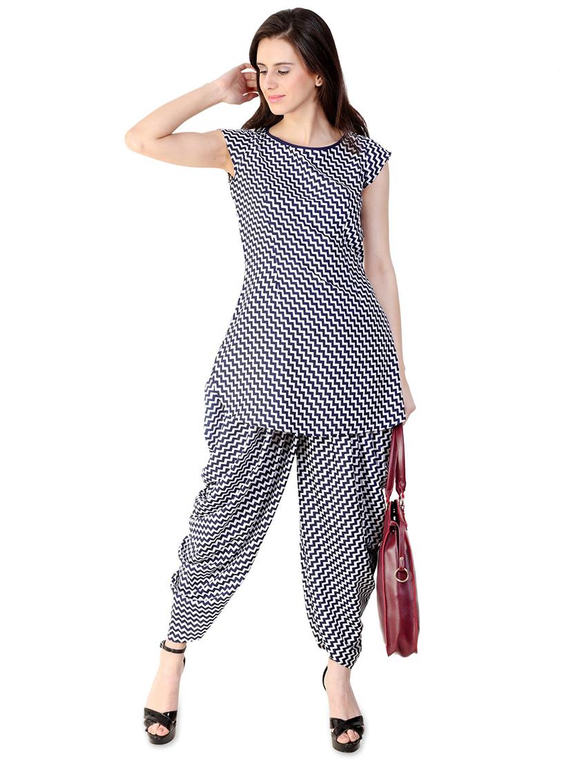 printed kurta with dhoti salwar set - 15930805 - Zoom Image - 1