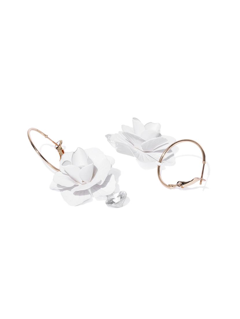 white brass drop earring - 15932895 - Zoom Image - 2