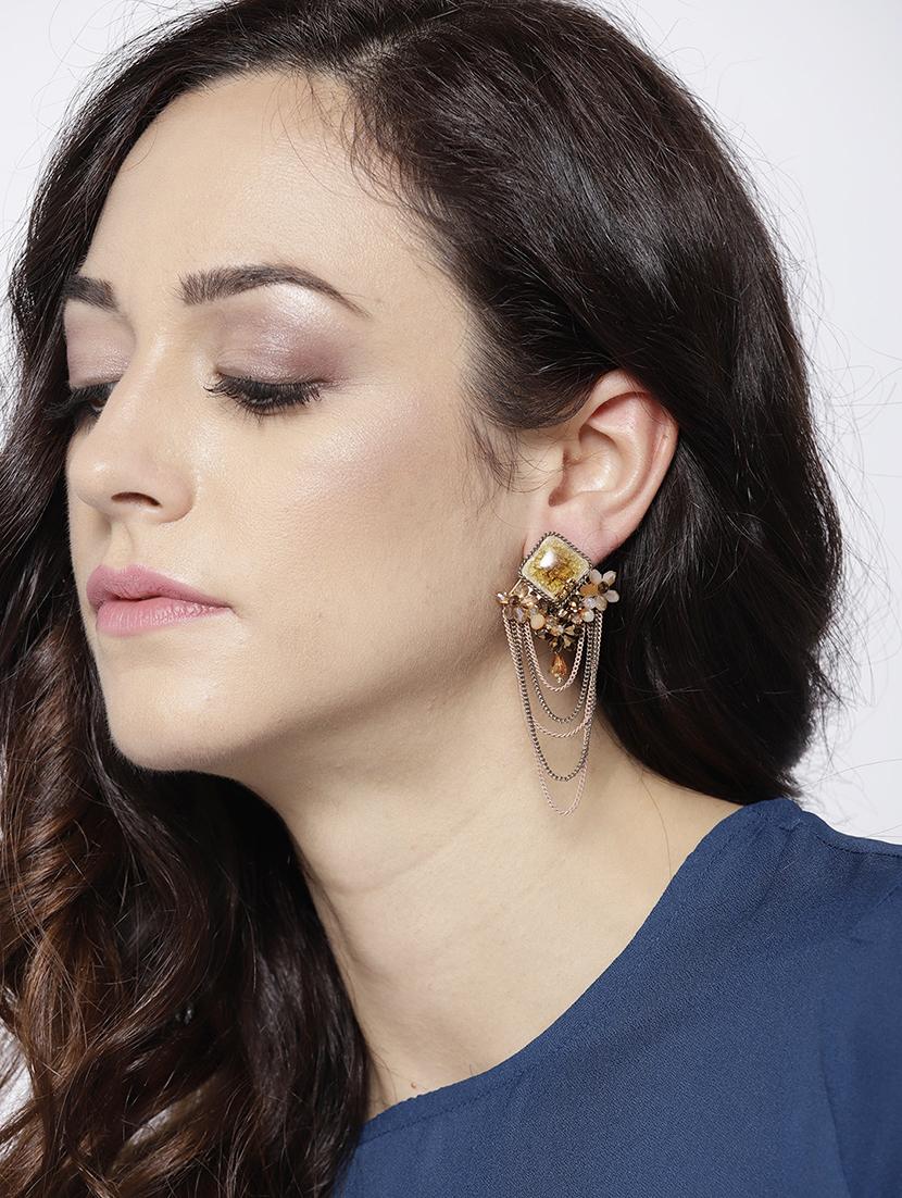 beige brass drop earring - 15932926 - Zoom Image - 3