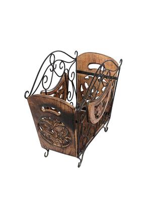 wooden designer magazine stand - 15934513 - Standard Image - 2