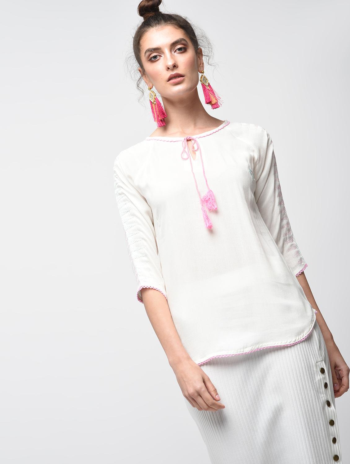 tassel tie up curved hem top - 15934700 - Zoom Image - 1