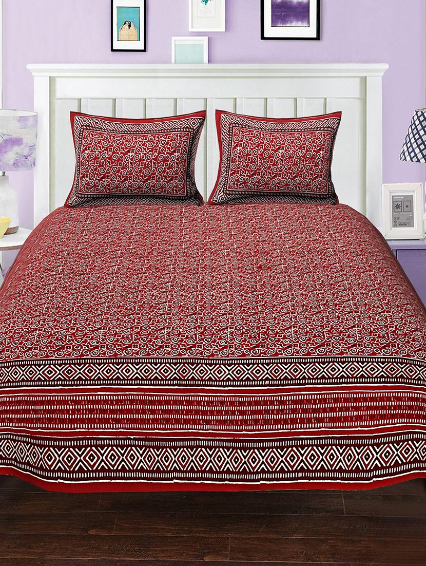 cotton bed sheet with 2 pillow covers - 15935322 - Zoom Image - 1