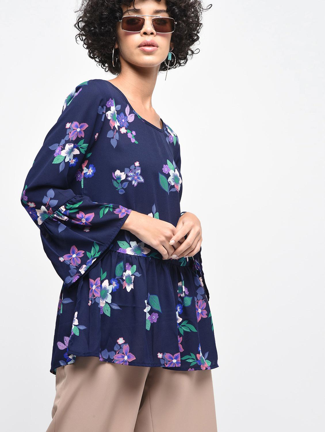 bell sleeved gathered floral top - 15936495 - Zoom Image - 2