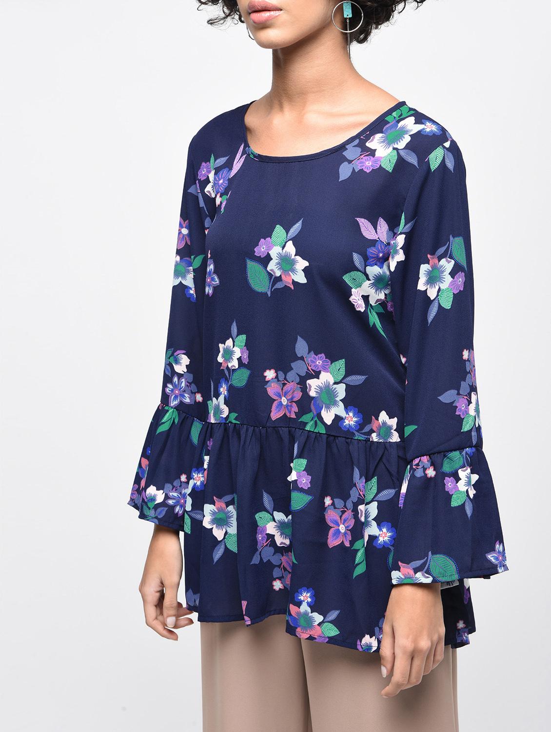 bell sleeved gathered floral top - 15936495 - Zoom Image - 4