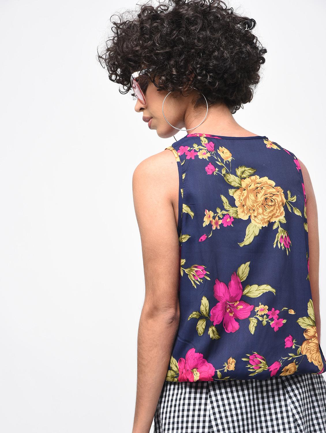pleated floral blouson top - 15936509 - Zoom Image - 4