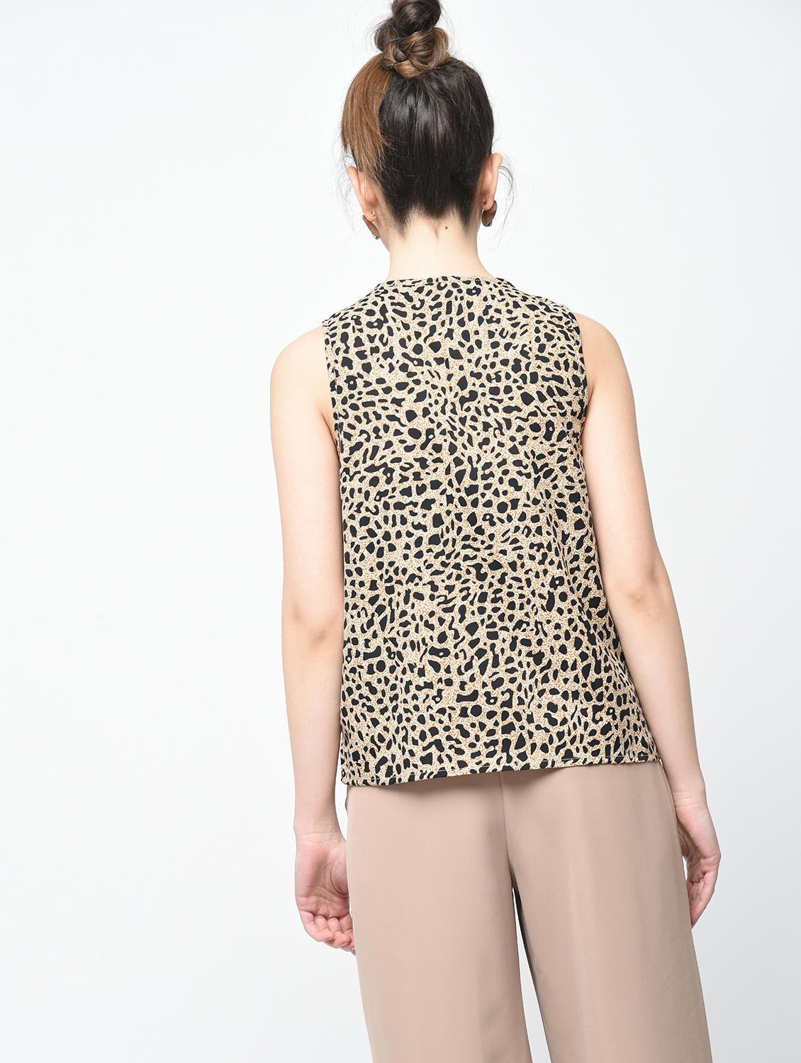 animal print layered top - 15936517 - Zoom Image - 3