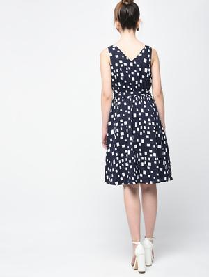 tie up waist geometric a-line dress - 15936518 - Standard Image - 3