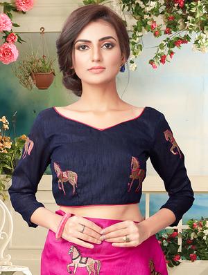 conversational magenta embroidered saree with blouse - 15936729 - Standard Image - 3