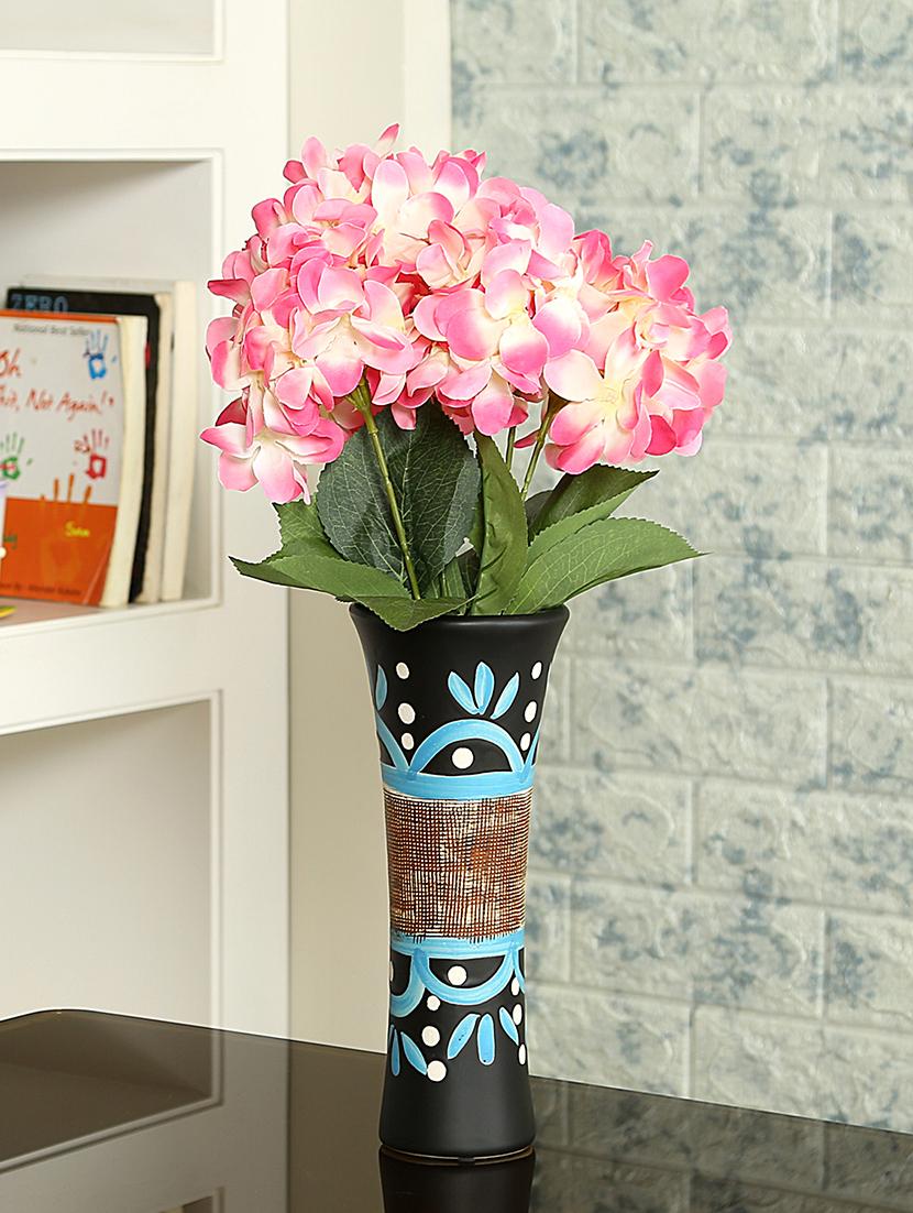 hand painted textured multicolor ceramic vase - 15938883 - Zoom Image - 1