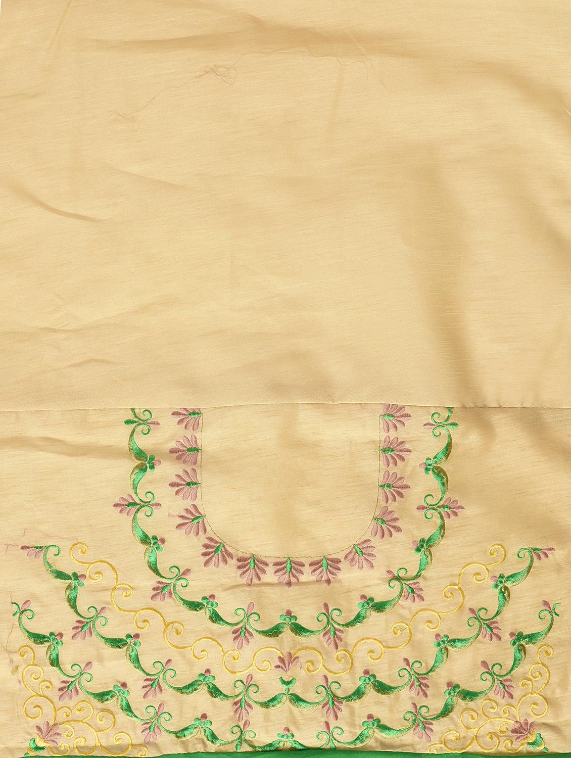 floral embroidered border saree with blouse - 15940674 - Zoom Image - 4