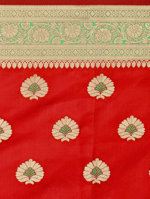 floral zari motif red kanjivaram saree with blouse - 15942394 - Zoom Image - 5