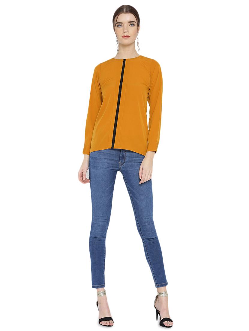 contrast binding crew neck top - 15942396 - Zoom Image - 4